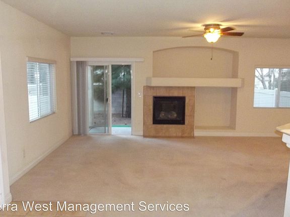 2nd image of 10603 Petricola St Unit 103