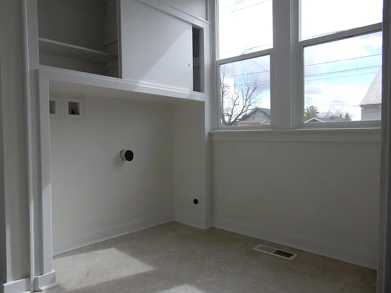 1456 Liberty St NE #1 — Photo 5