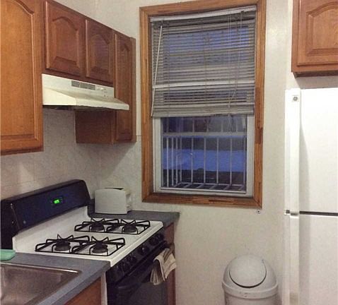 4th image of 4119 39th St