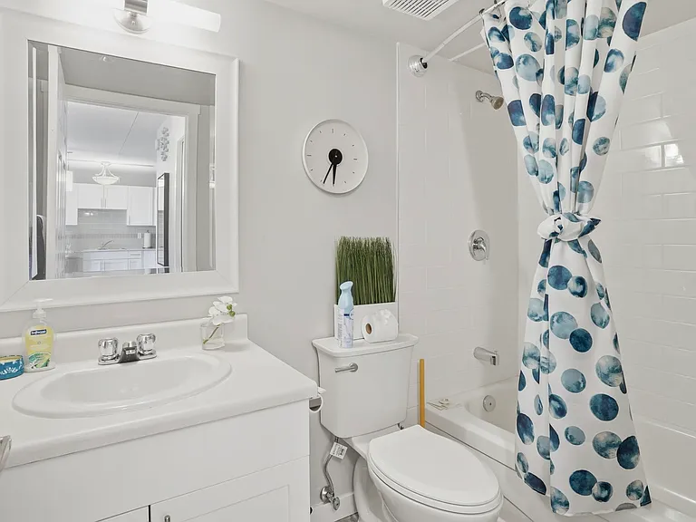 11020 Jasper Ave NW #208 — Photo 17