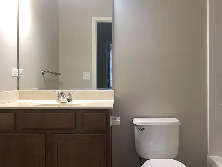 2220 Aurora Dr #24-1 — Photo 6