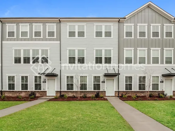 4373 Johnston Oehler Rd, Charlotte, NC 28269
