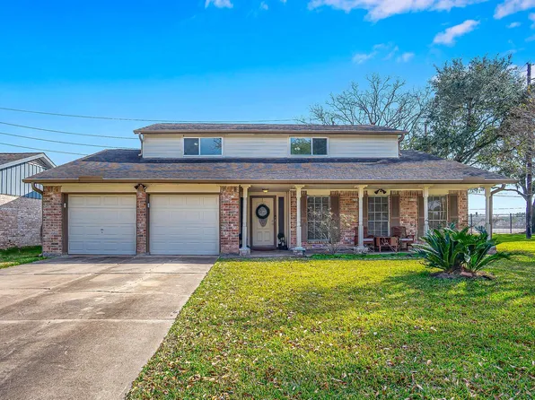 12007 Bloomington Ln, Meadows Place, TX 77477