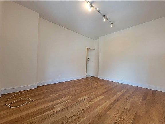 2nd image of 49 Park Ave #4W