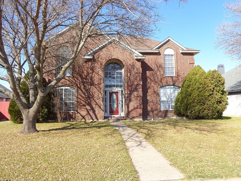 1st image of 815 Nafus St