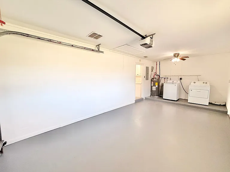 3499 Balboa Cir E — Photo 19