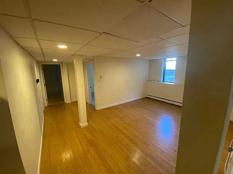 7B Lothian Rd #B — Photo 15