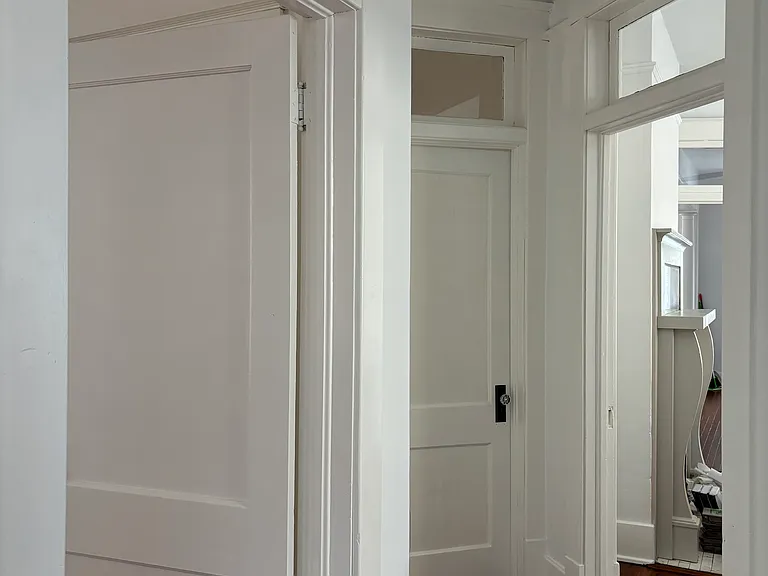 810 Barnard St — Photo 12