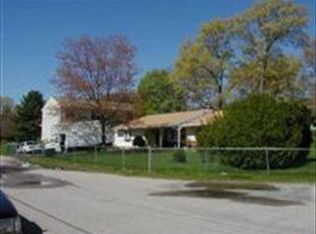 25 Courtfield Dr, Brockton, MA 02302