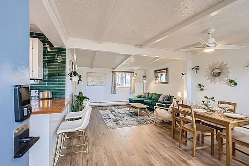 1190 Oak Cir #ID1604799P Photo 1