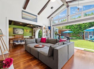 10521 Cushdon Ave, Los Angeles, CA 90064