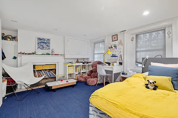 Rented by Douglas Elliman | media 6