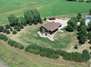2981 Rock River Bluff Rd, Rock Valley, IA 51247