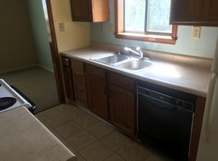 732 Baytree Dr #A, Harrells, NC 28444