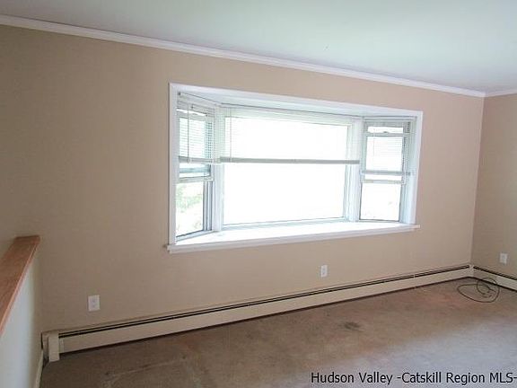 5th image of 29 Blue Hills Dr