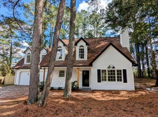 1310 Burning Bush Dr, Loganville, GA