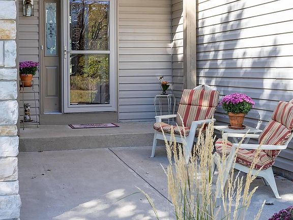 2nd image of 2464 Birn Hill Dr