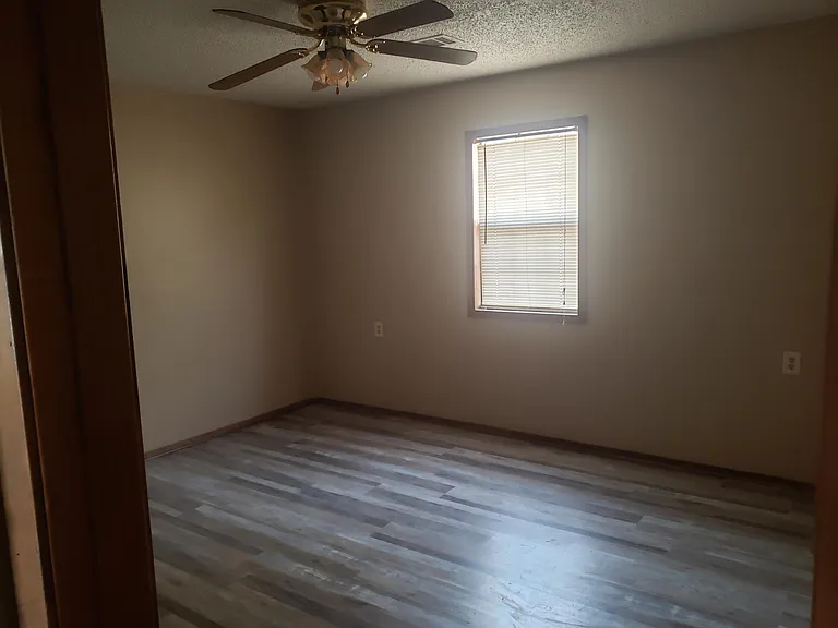 1300 Kerr Station Rd — Photo 4