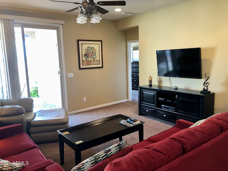 6566 W Mockingbird Ct — Photo 3