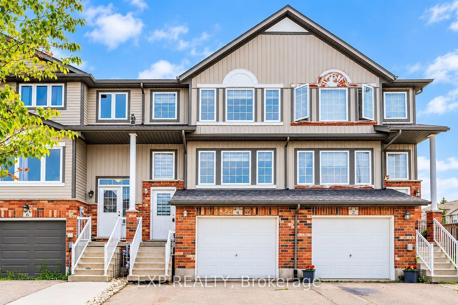 3 bed, $2,600 — Photo 1