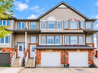 4 Madeleine St, Kitchener, ON N2R 1V5