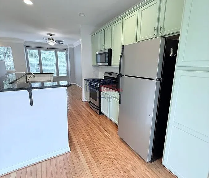 1055 Park Row N — Photo 8