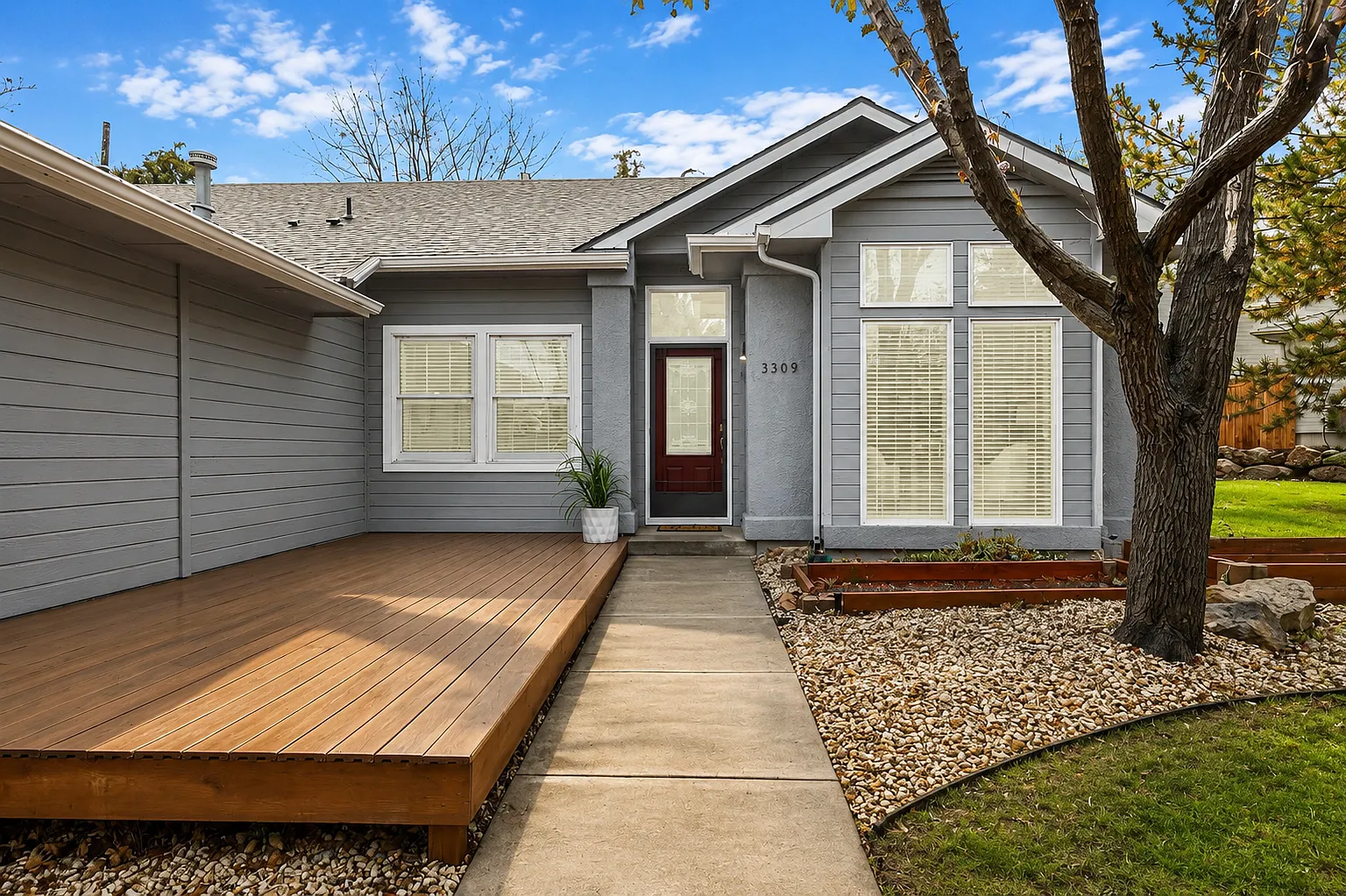 4 bed, 1756 sqft, $4,900 — Photo 1