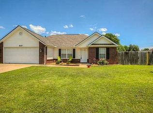 815 Crystal St, Lowell, AR 72745