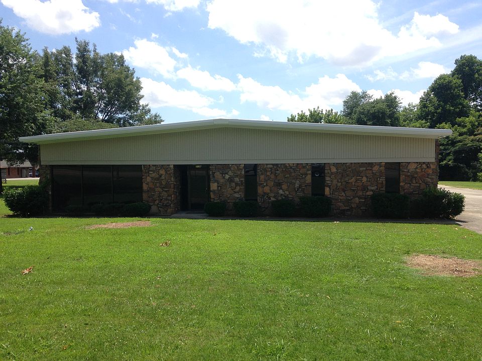 1st image of 2136 Hollywood Dr