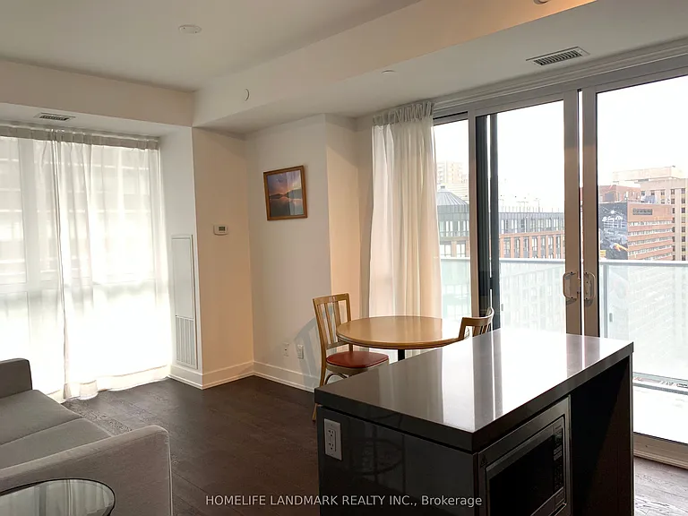 7 Grenville St #1810 — Photo 15