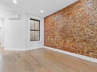 62-15 Catalpa Ave #2R, Ridgewood, NY 11385