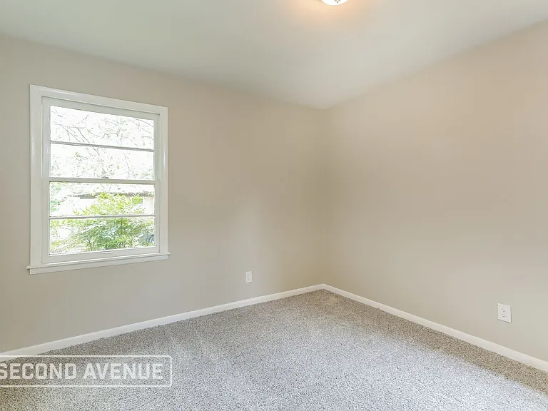 241 Lake Drive Cir NE — Photo 11