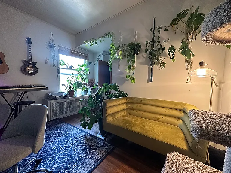 116 College Ave NE — Photo 4