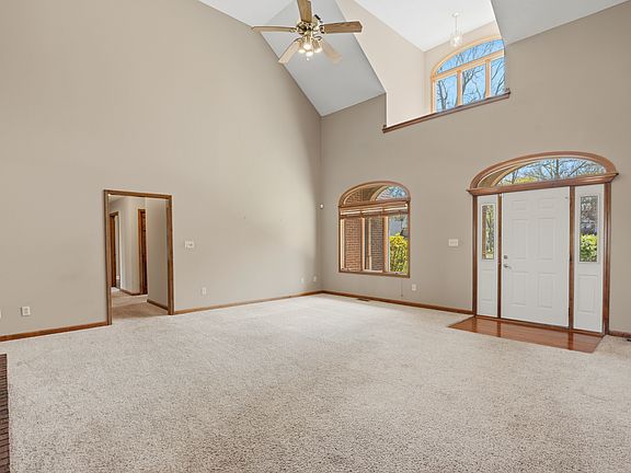 4th image of 5577 N Beech Tree Dr