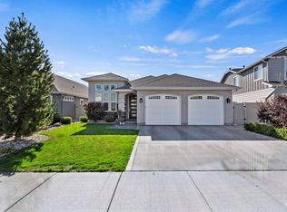 9261 W Tillamook Dr, Boise, ID 83709