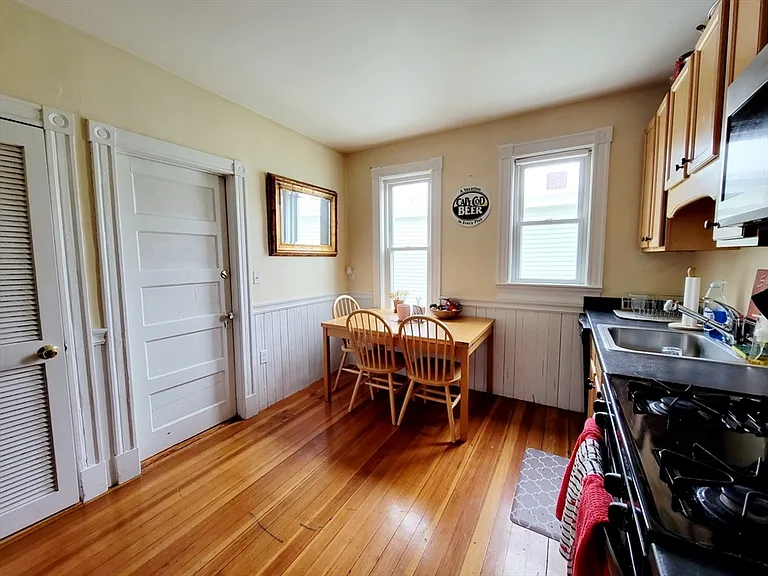 86 Conwell Ave #2 — Photo 3