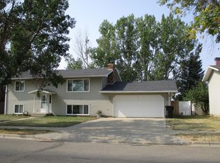 2401 University Ave, Williston, ND 58801