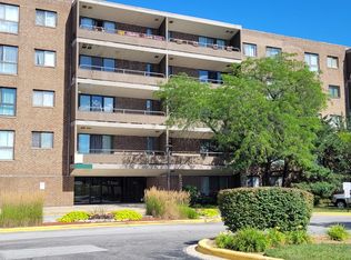 7 E Carriageway Dr APT 102, Hazel Crest, IL 60429