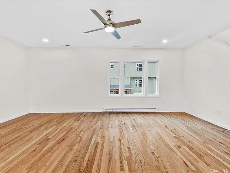 455 Sherman Rear Ave — Photo 2