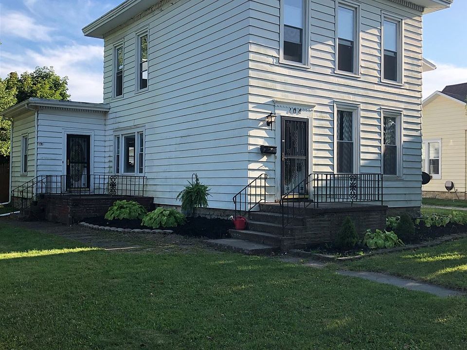 1st image of 104 W Central Ave
