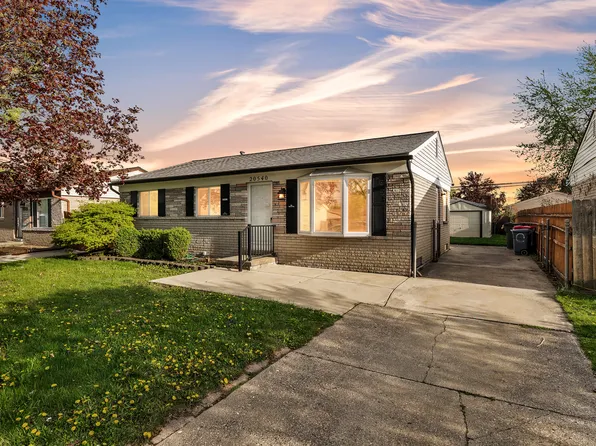 20540 Colman St, Clinton Township, MI 48035