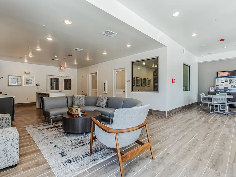 Vista at Interpark — Photo 10