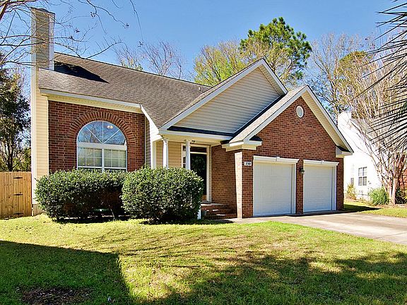 2nd image of 750 Majestic Oak Dr