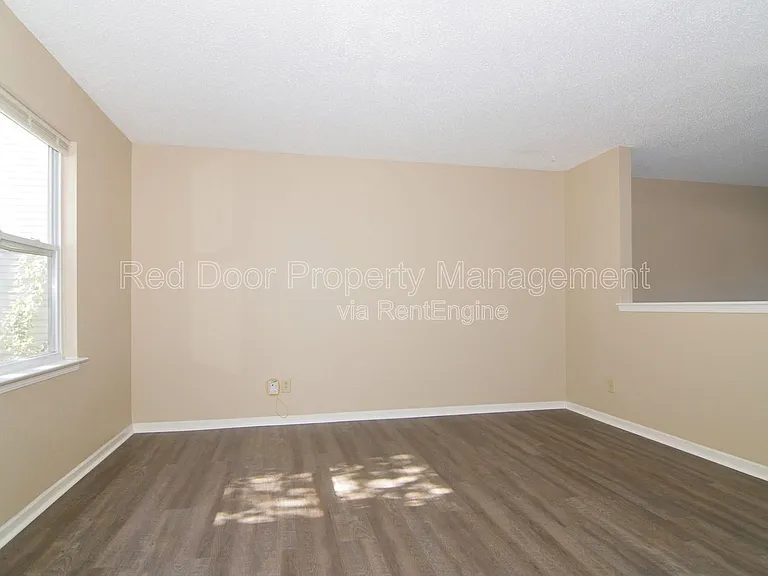 76 Snowflake Cir — Photo 4