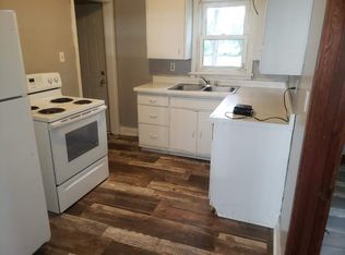 315 220th St W, Winthrop, IA 50682