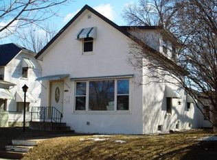 2126 Kane St, La Crosse, WI 54603