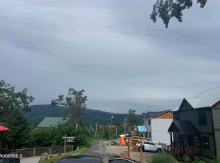 Topside Rd, Gatlinburg, TN 37738