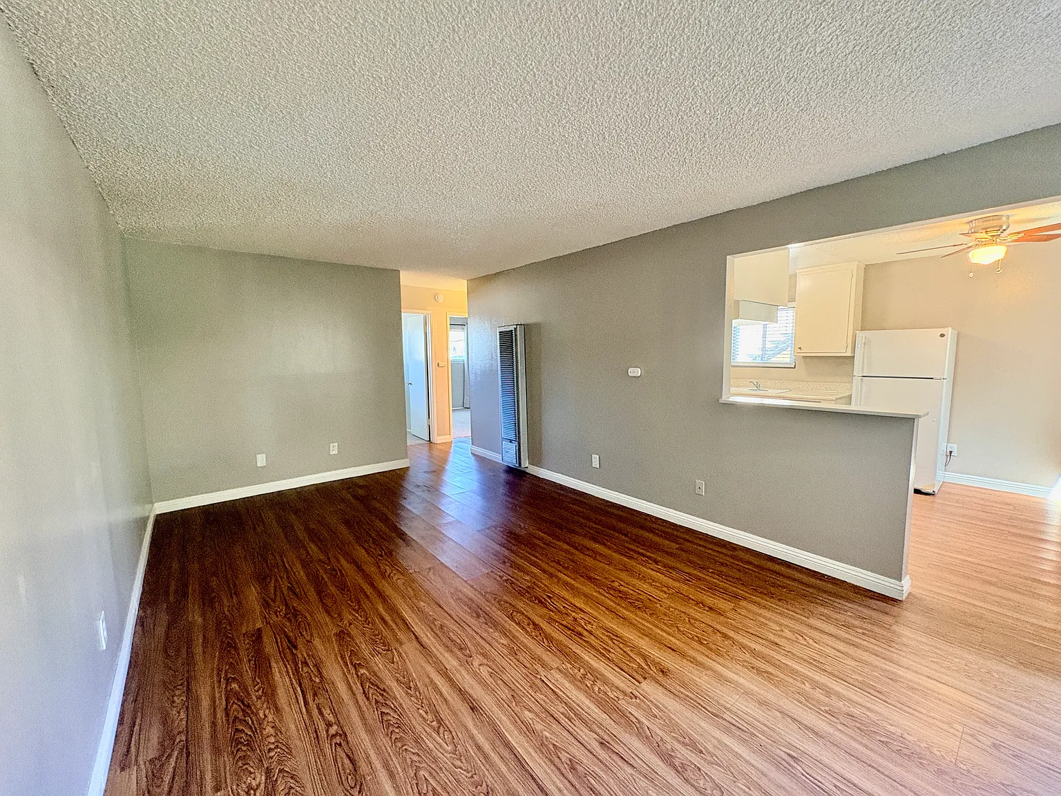 2 bed, 1202 sqft, $2,200 — Photo 2