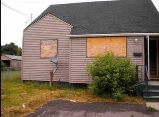 313 E Russell Ave, Flint, MI 48505