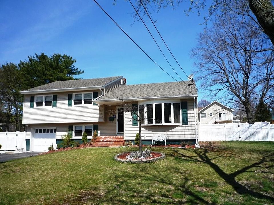 1st image of 12 Cathy Ann Ct